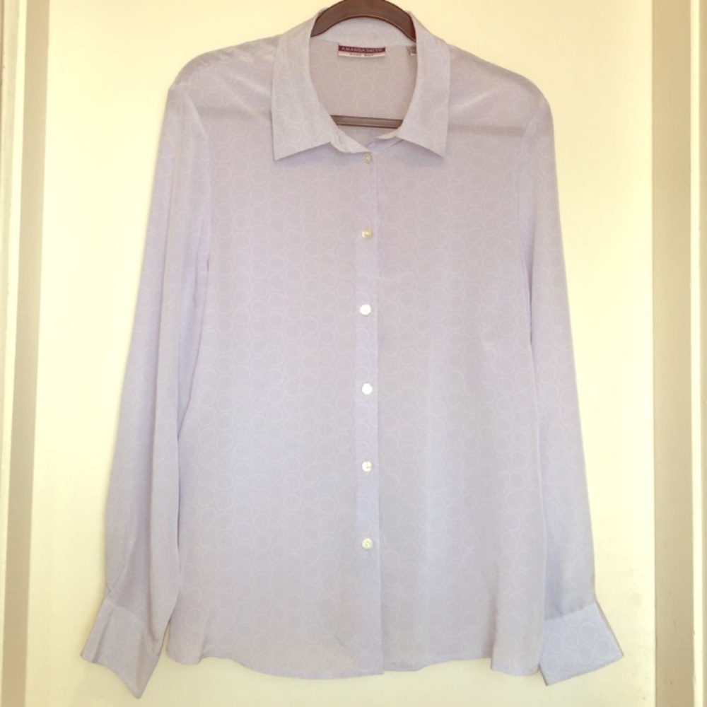 ♥️Pale Blue Silk Blouse (Amanda Smith)♥️